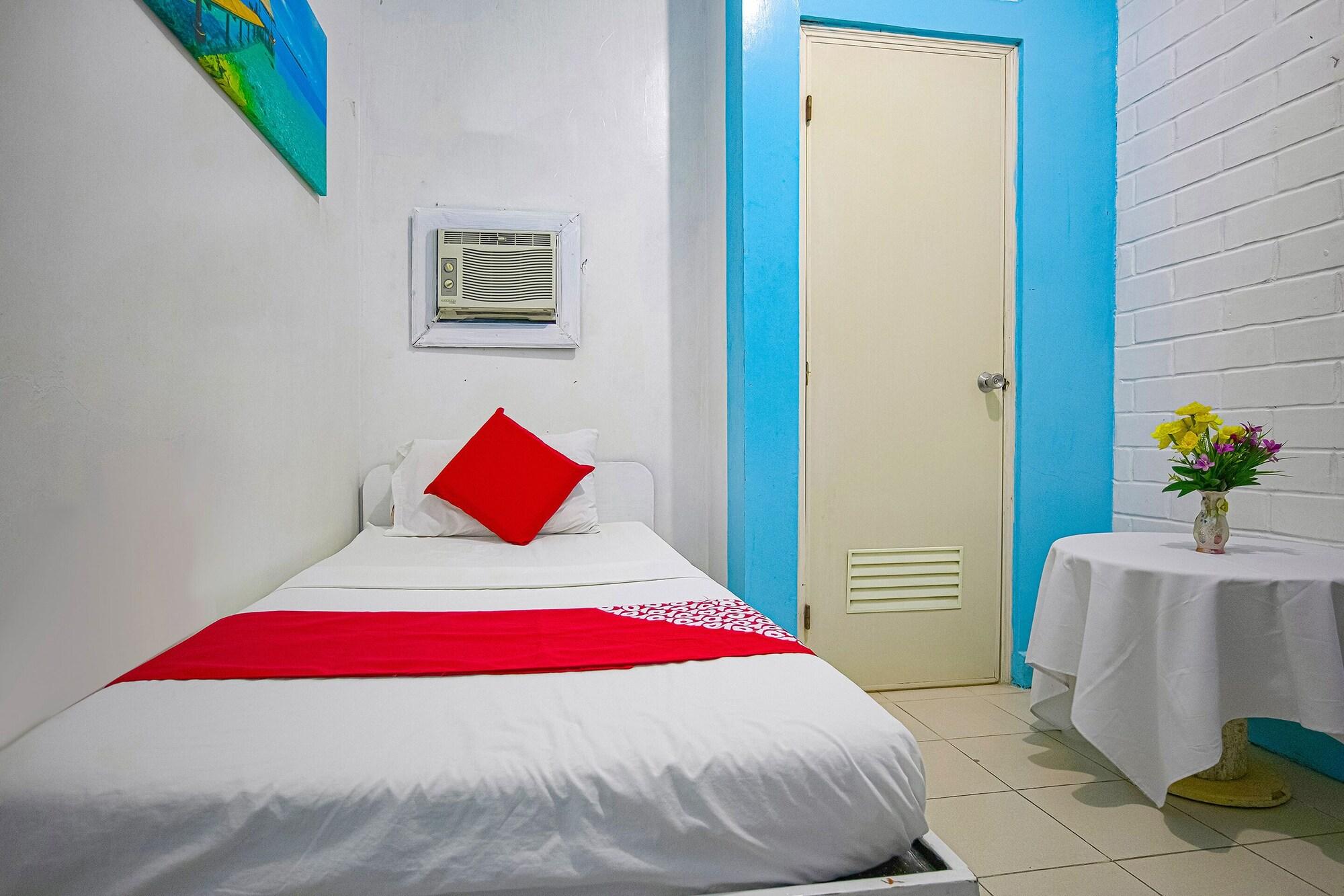 Reddoorz At La Maria Pension And Tourist Inn Cebu Exterior photo