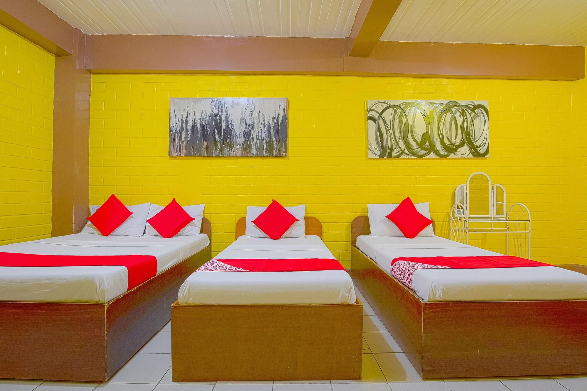 Reddoorz At La Maria Pension And Tourist Inn Cebu Exterior photo
