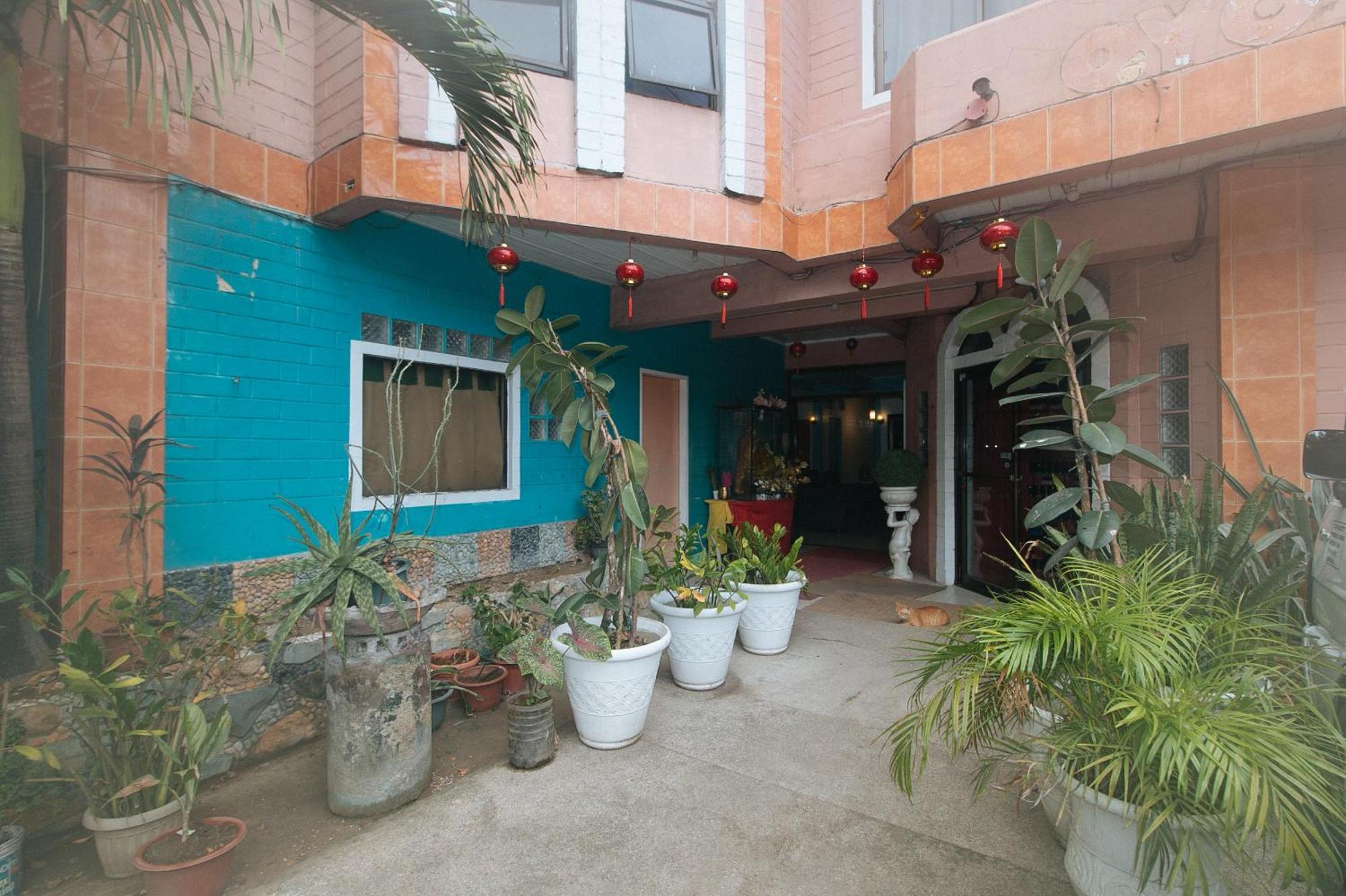 Reddoorz At La Maria Pension And Tourist Inn Cebu Exterior photo